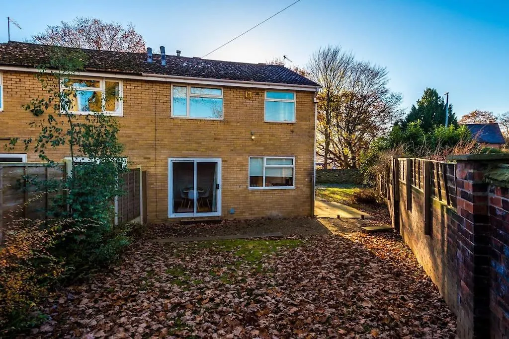 Dom wakacyjny Big 7Xguest House 3Xvan Locked Carport Garden Leeds & Bradford